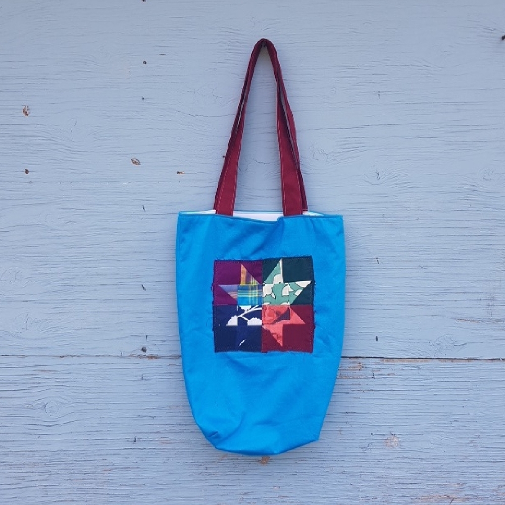 Patch & Roam sawtooth star patchwork small tote bag w/ raspberry red straps